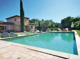 Beautiful Home In Ramatuelle With 3 Bedrooms, Heated Swimming Pool And Swimming Pool, hotel in Ramatuelle