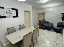 APARTAMENTO AMPLO COMPLETO (SUITE/QUARTO), alojamento para férias em Americana