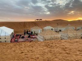 Merzouga Luxury Camps, помешкання для відпустки у місті Мерзуга