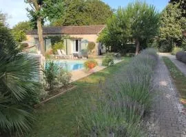 gîte 2 à 4 personnes (SPA, Sauna, piscine chauffée)