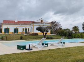 Monte das Hortas Velhas, hotel in Viana do Alentejo