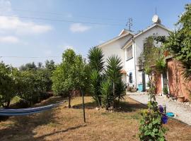 Guesthouse & Mini camping Yuccasa, haustierfreundliches Hotel in Pombal