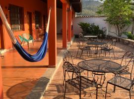 La Casa de Cafe Bed and Breakfast, hotel in Copán Ruinas