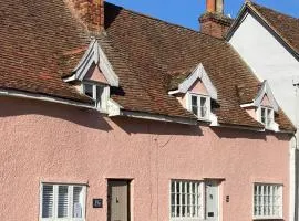 Almond Cottage Clare - 2 bedroom English Cottage