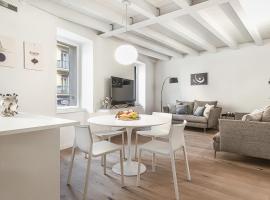 Porta Palio Luxury Apartment, luxury hotel in Verona