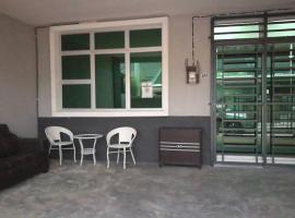 Myra Anne Home2Stay Alor Gajah Melaka, holiday rental in Kampong Dalong
