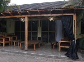 Chel and Vade Cottages, hotel v destinaci Jinja