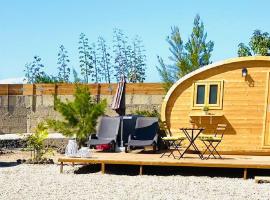 Arrebol Suite con Jacuzzi piscina y naturaleza, villa em Buzanada