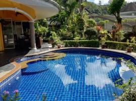 Namo pool Villa, casă de vacanță din Ban Pa Khlok