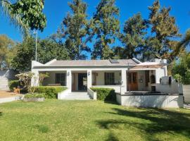 Alimandi Nursery Cottage, hotel a Ciutat del Cap