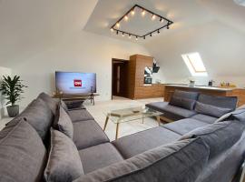 Strzyzewo Witkowskie Luxury Apartment, location de vacances 