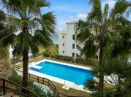 Luxurious apartment with sea views Blue Suites B2-103, hotel v destinaci Manilva