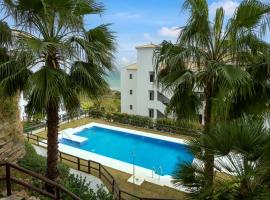 Luxurious apartment with sea views Blue Suites B2-103, hotel in Manilva