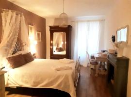Livia s Charming House: Trevignano Romano'da bir otel