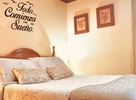 Apartamentos Caloca, hotel amb aparcament a Caloca