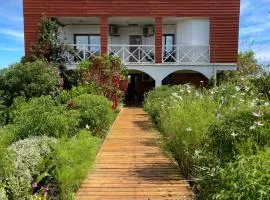 Teanehi Bed & Breakfast、ハンガ・ロアのバケーションレンタル