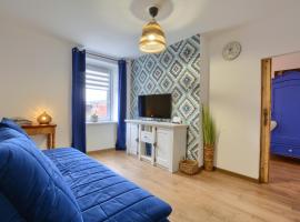 Apartament Pod Jałowcem Góry Sowie 533-543-732, khách sạn ở Jedlina-Zdrój