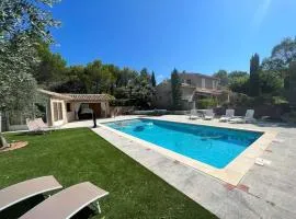 Grande villa avec piscine et vue panoramique