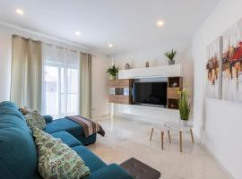 H2 -Modern and Spacious 3 Bedroom Apartment, apartmán v destinaci San Ġwann