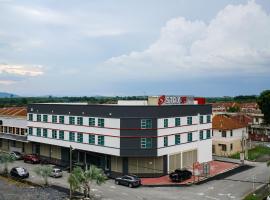 STAY 365 HOTEL, hotel di Canglun