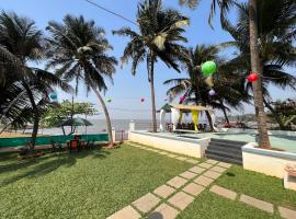 iIRA Stays: Ocean Bliss (Sea View), smještaj uz plažu u gradu 'Alibag'