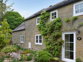 Wisteria Cottage，Alnham的小屋