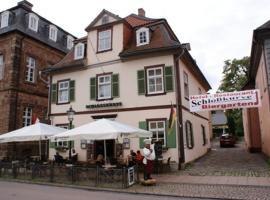 Hotel Restaurant Zum Holländer Hof โรงแรมในAbádszalók