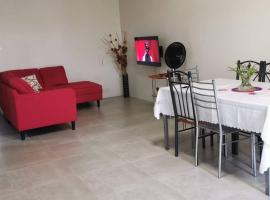 Cosy apartment on the 1st floor, hotell i Curepipe