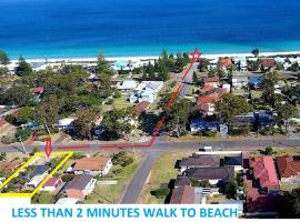 Sandy Toes Beach House Jervis Bay - 2min to Beach, Hotel in Callala Beach