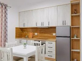 J&M Luxury Apartments Saranda 2