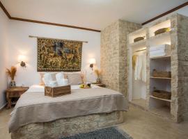 Anna's House Traditional