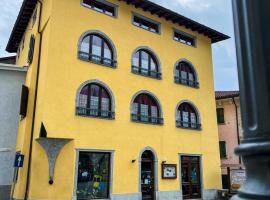 El Rocol, serviced apartment in Vezza dʼOglio