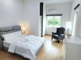 Ipoh Lake View Cozy Home Big House