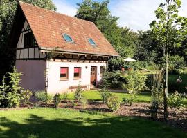 La Mouette Rose - a zen guest-house in Lauterbourg – dom wakacyjny w mieście Schleithal