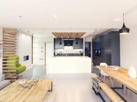 George24 - spectacular, 5 minutes to the beach, Hotel in Newquay