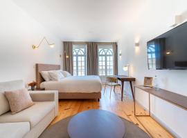 LP Heritage Apartments next to Braga Cathedral by Sé Apartamentos, hotel sa Braga