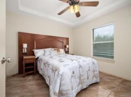 Hummingbird Haven 3 with Patio, hotel v destinaci Pharr
