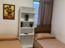 Malvarrosa habitación cómoda y sencilla cerca de la playa