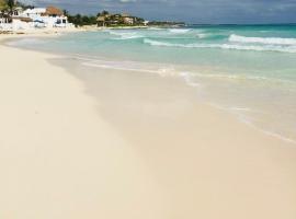 Mayan Riviera Jewel, Private Beach, Ferienwohnung mit Hotelservice in Puerto Morelos