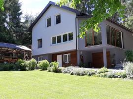 Villa-Apartments Bognar, self catering accommodation in Velika