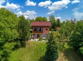 Pet Friendly Home In Dragovanscak With Wifi, villa in Slavetić
