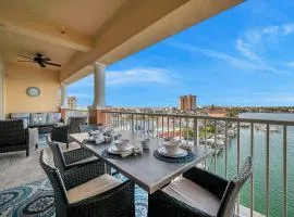 3 bed 3 bath Waterfront Condo in Gated Community