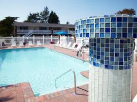 Breezeway Boutique Hotel
