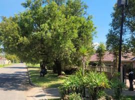 Guest House Florida Lake – hotel w mieście Roodepoort