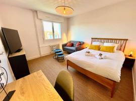 Giena - SILS, place to stay in Caen