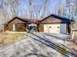 Pet-Friendly Youngstown Cottage with Yard