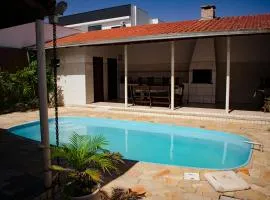 Elegante casa c piscina Balneario dos Coroados PR