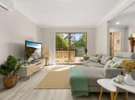 Irrilassa by the Beach by Experience Jervis Bay, hotel v destinaci Huskisson