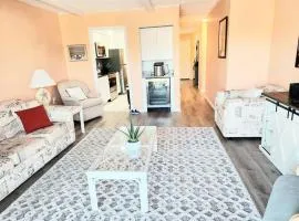 Spacious 2 Bedroom and 2 Baths