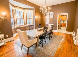 The Irvine, holiday rental in Saint Paul